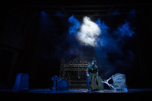 &#34;A Christmas Carol&#34; Returns -- Happily So