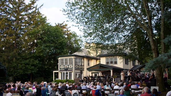 La Orquesta del Festival de NJ presenta un concierto al aire libre del Festival de Verano el 30 de julio