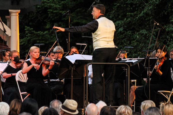 The NJ Festival Orchestra will present the outdoor concert at Westfield on October 1st