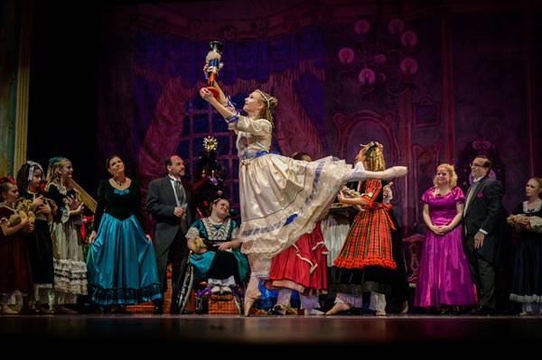 Roxey Ballet presents &#34;The Nutcracker&#34;