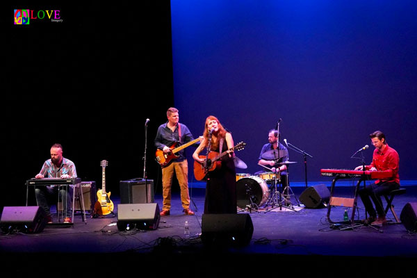 Amanda Anne Platt and the Honeycutters LIVE! at the Grunin Center