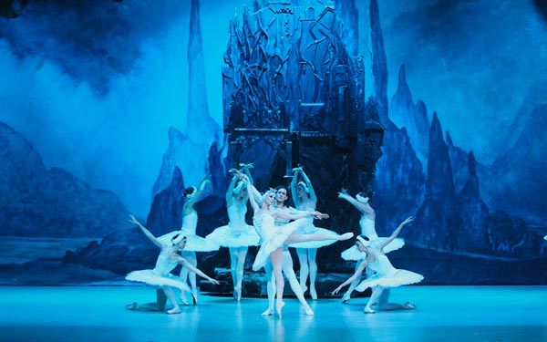 Russian Ballet Theatre Brings &#34;Swan Lake&#34; to Newark, Trenton, and Sewell in February