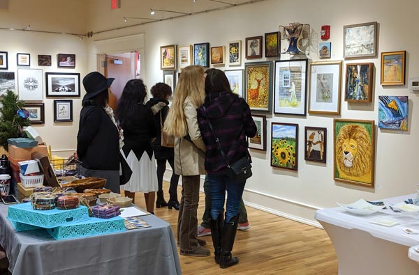 Artists Unite to Raise Funds for Ukraine at West Windsor Arts