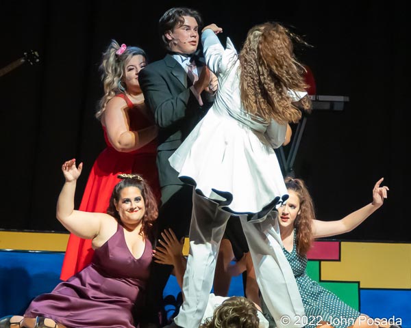 PHOTOS from &#34;The Wedding Singer&#34; at Woodbridge Community Players