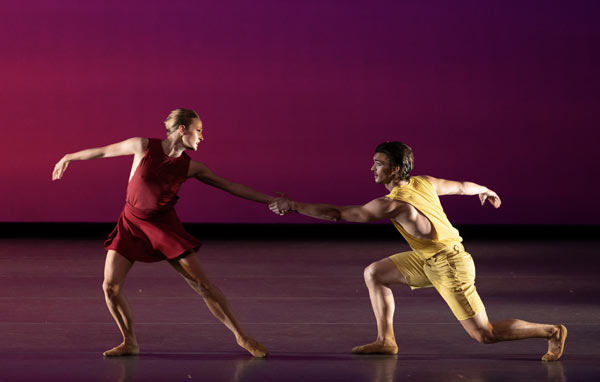 McCarter Theatre presents American Repertory Ballet with &#34;Movin