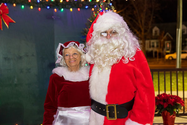 Carteret welcomes holiday season with annual Holiday Festival and Tree Lighting