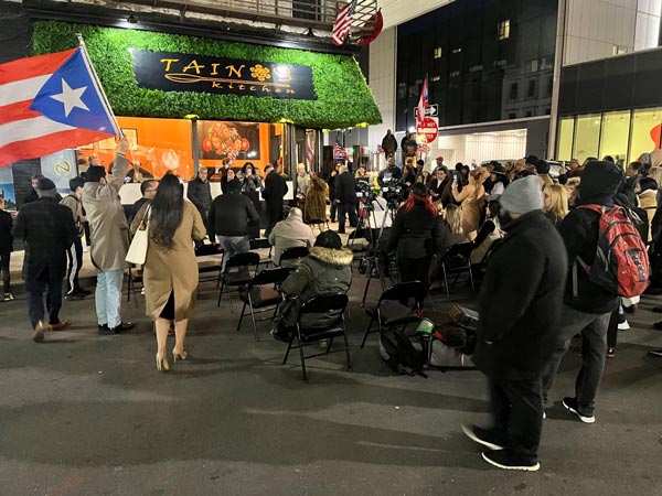 Taino's Kitchen Cuts Ribbon On New Downtown Newark Location
