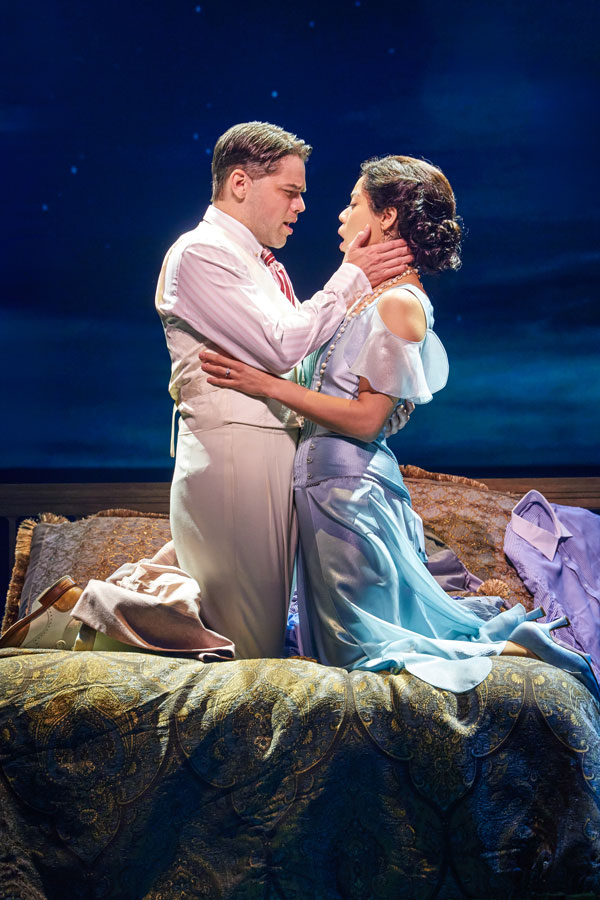 PHOTOS from &#34;The Great Gatsby&#34; at Paper Mill Playhouse