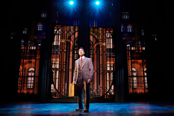 REVIEW: &#34;The Great Gatsby&#34; at Paper Mill Playhouse