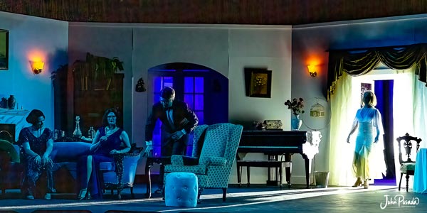 PHOTOS from &#34;Blithe Spirit&#34; at Music Mountain Theatre