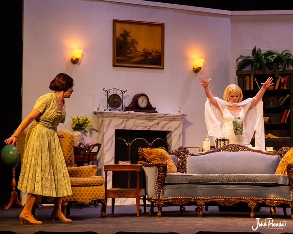 PHOTOS from &#34;Blithe Spirit&#34; at Music Mountain Theatre