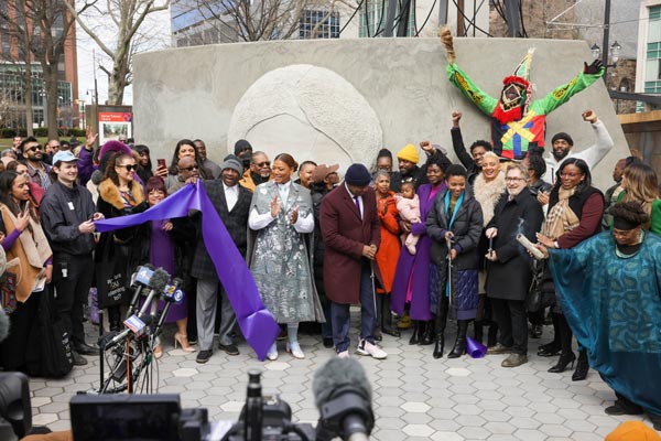 Mayor Baraka Unveils Harriet Tubman Monument