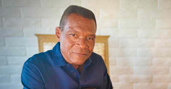 The Newton Theatre presents The Robert Cray Band on August 26th