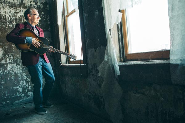 The Newton Theatre presents John Hiatt