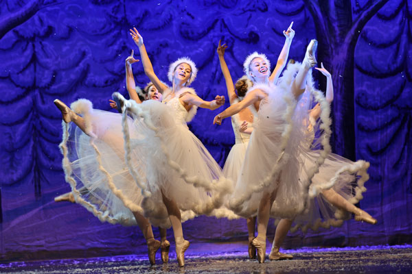 Roxey Ballet presents &#34;The Nutcracker&#34;