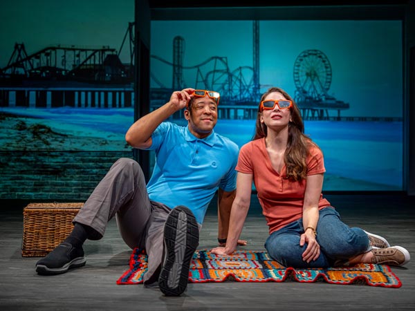 REVIEW: &#34;Satellites&#34; at Premiere Stages