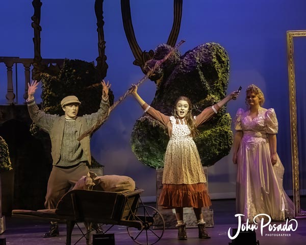 PHOTOS from &#34;The Secret Garden&#34; at Music Mountain Theatre