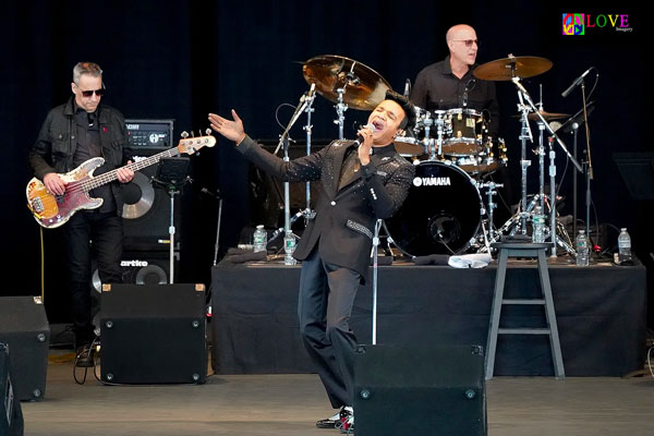 &#34;Electrifying!&#34; Bobby Wilson LIVE! at the PNC Bank Arts Center