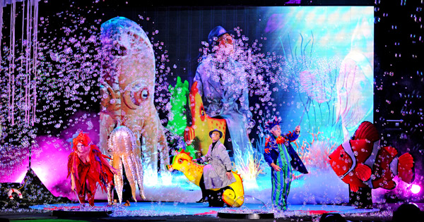 State Theatre New Jersey presents B—The Underwater Bubble Show