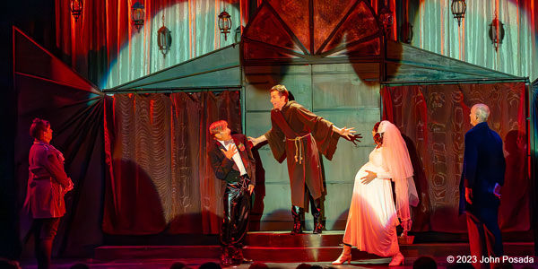 PHOTOS from &#34;Dracula: A Comedy of Terrors&#34; at Surflight Theatre