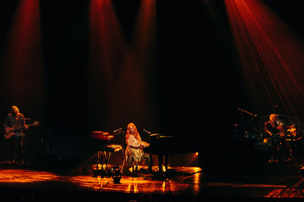 PHOTOS from Tori Amos at Count Basie Center for the Arts