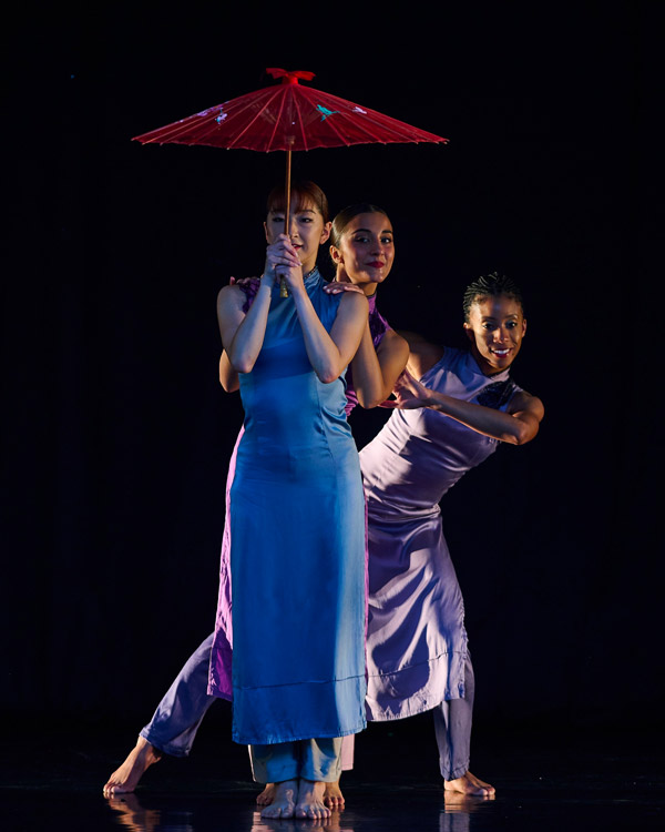 Nai-Ni Chen Dance Company Tells the Story of Chinese New Year’s Origin through Dance