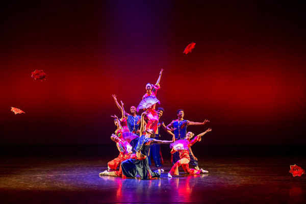 Nai-Ni Chen Dance Company Tells the Story of Chinese New Year’s Origin through Dance