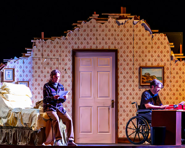 PHOTOS from &#34;Misery&#34; at Algonquin Arts Theatre
