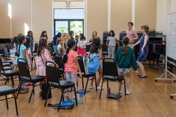 New Jersey Youth Chorus Holds a Choir Camp in July