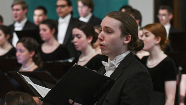 Rider University's Westminster Choir releases new recording in celebration of 100th year