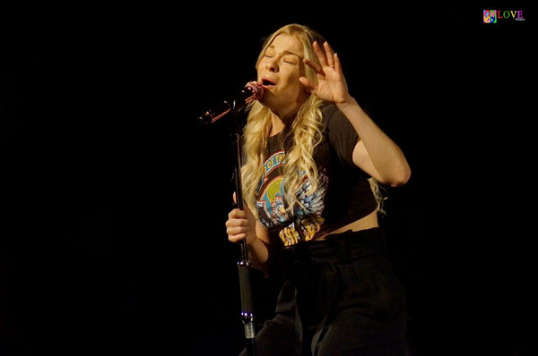 “Really Beautiful” LeAnn Rimes LIVE! at UCPAC